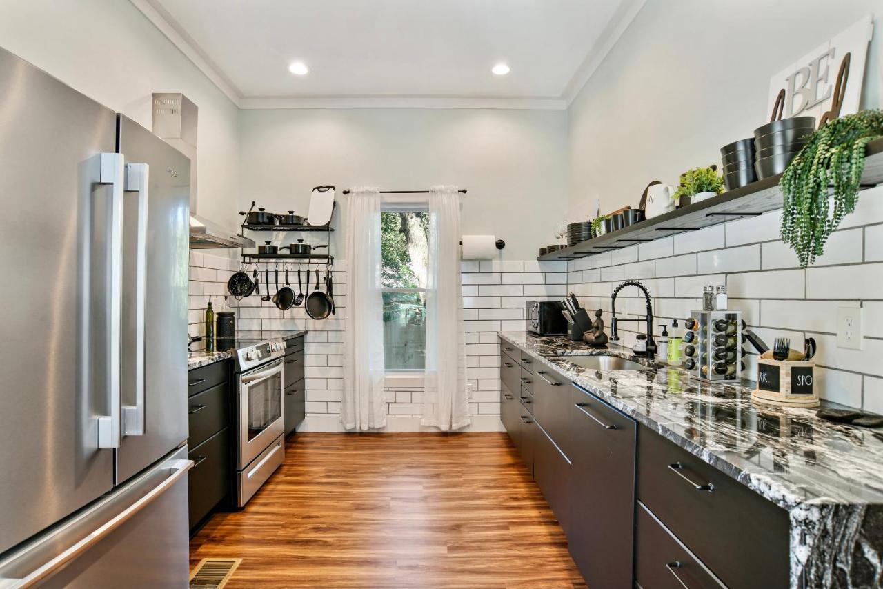Sun Lit Modern Home With Good Vibes And Lots Of Coffee - Designedbydom Atlanta Luaran gambar